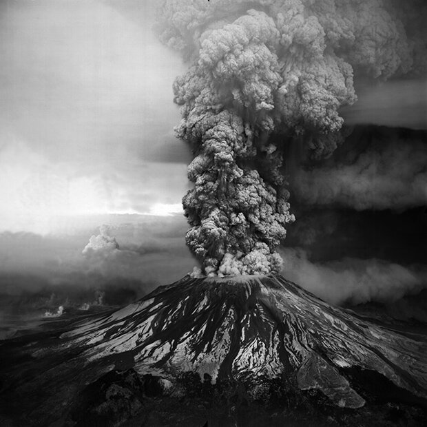 Photo of ash cloud erupting from Mt. St. Helens