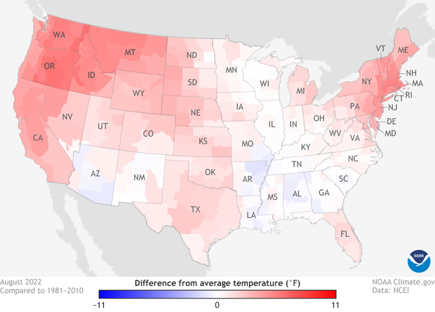 Map of contiguous United States' temperature in August 2022 compared to average