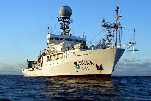 NOAA research vessel