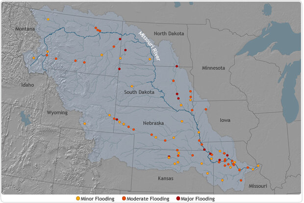 Map of Missouri River and its tributaries with locations experiencing flooding marked with circles